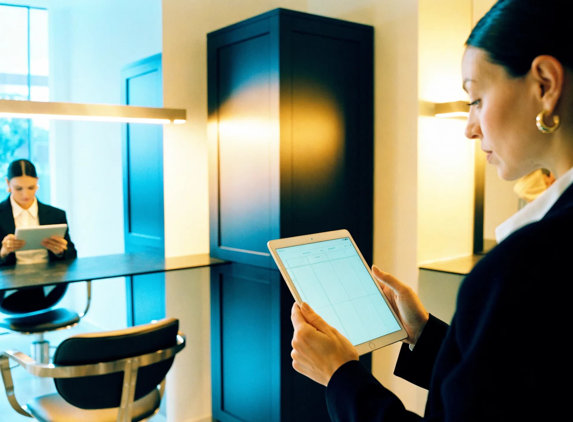 Salons operations environment
